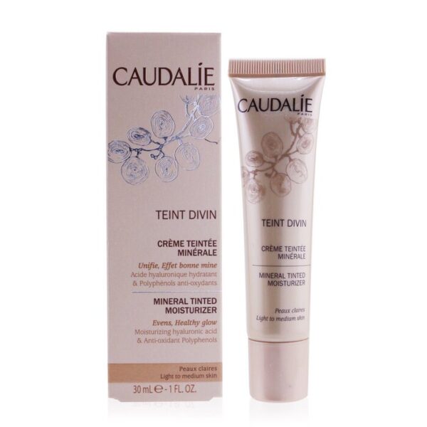 Teint Divin Mineral Tinted Moisturizer - Light to Medium Skin - Image 2