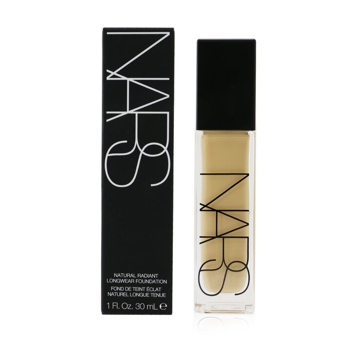 Natural Radiant Longwear Foundation - # Deauville (Light 4 - For Light Skin With Golden Undertones) - Image 2