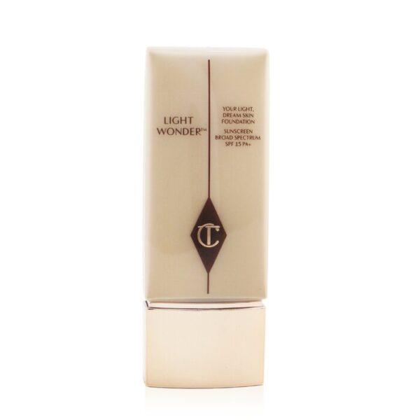 Light Wonder Foundation SPF 15 - # 4 Fair (Fair With Neutral Peach Undertones)