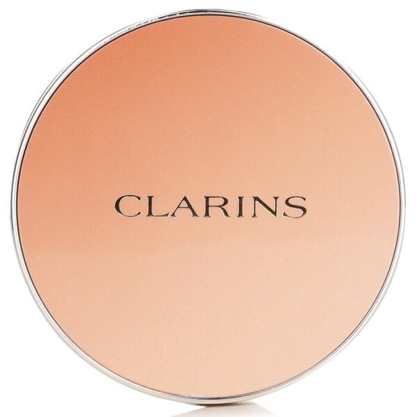 Ever Bronze Compact Powder - # 01 Light - Image 3